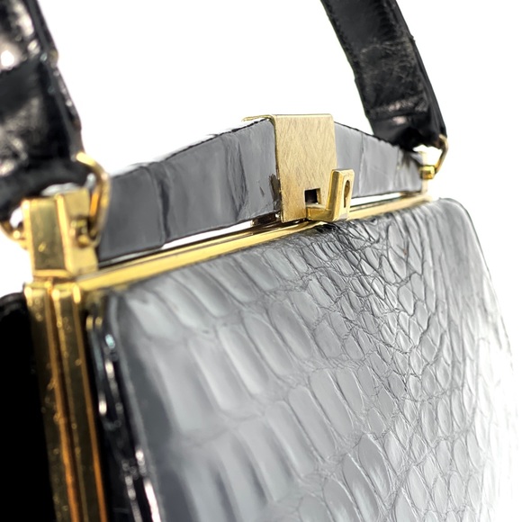 VINTAGE BELLESTONE | Genuine Alligator Satchel | Coin purse | Black & Red - Picture 5 of 15